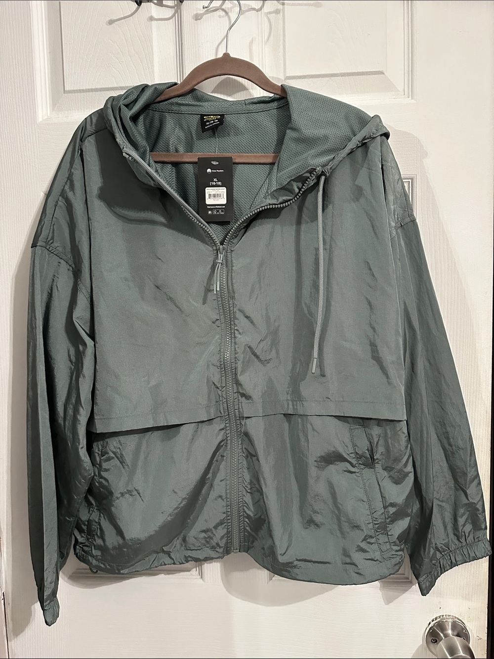 Athletic Works Men's Hooded Windbreaker - Sage Green size XL (16-18)